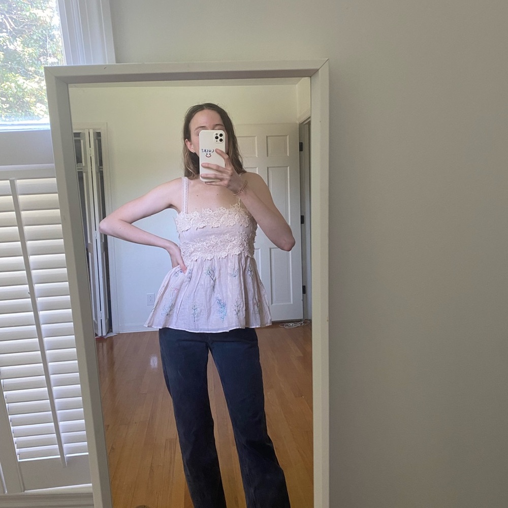 Pink Linen Appliqué Top w/ Lace Details